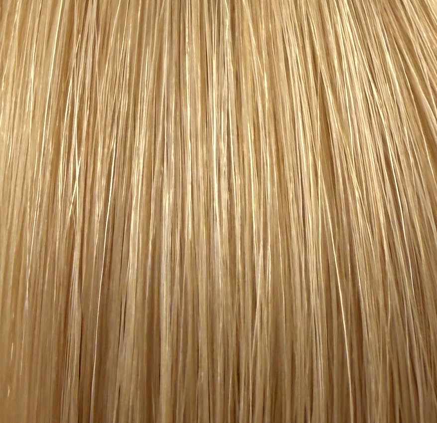 INVISIBLE WEFT