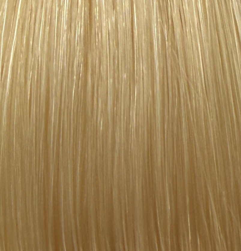 INVISIBLE WEFT