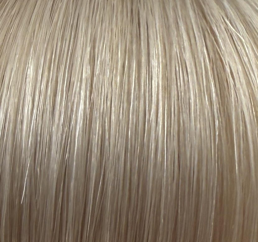 INVISIBLE WEFT
